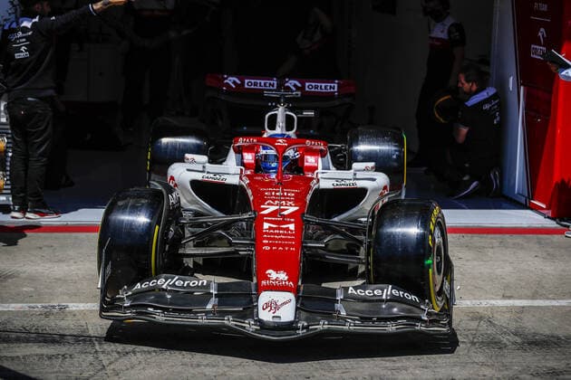 77 BOTTAS Valtteri (fin), Alfa Romeo F1 Team ORLEN C42, action during the Formula 1 Rolex Grosser Preis Von Osterreich 2022, 2022 Austrian Grand Prix, 11th round of the 2022 FIA Formula One World Championship, WM, Weltmeisterschaft from July 8 to 10, 2022 on the Red Bull Ring, in Spielberg, Austria - F1 - AUSTRIAN GRAND PRIX 2022 DPPI Panoramic  _V2_9343