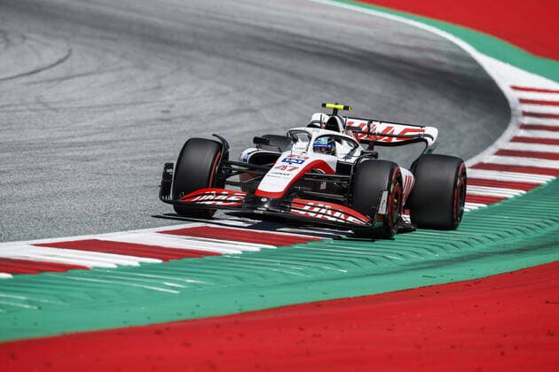 47 SCHUMACHER Mick (ger), Haas F1 Team VF-22 Ferrari, action during the Formula 1 Rolex Grosser Preis Von Osterreich 2022, 2022 Austrian Grand Prix, 11th round of the 2022 FIA Formula One World Championship, WM, Weltmeisterschaft from July 8 to 10, 2022 on the Red Bull Ring, in Spielberg, Austria - F1 - AUSTRIAN GRAND PRIX 2022 DPPI Panoramic  00122026__R3_0661_1