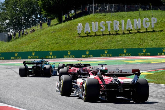 Formula 1 BWT Austrian Grand Prix 2022 08 07 2022, Red Bull Ring , Spielberg, Formula 1 BWT Austrian Grand Prix 2022 , in picture Sebastian Vettel DEU , Aston Martin Aramco Cognizant Formula One Team, Carlos Sainz Jr ESP , Scuderia Ferrari, Valtteri Bottas FIN , Alfa Romeo F1 Team ORLEN nordphotoxGmbHx xBratic nph00250