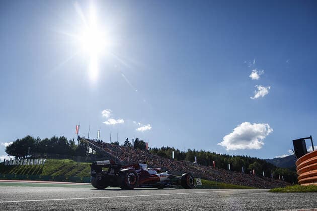24 ZHOU Guanyu (chi), Alfa Romeo F1 Team ORLEN C42, action during the Formula 1 Rolex Grosser Preis Von Osterreich 2022, 2022 Austrian Grand Prix, 11th round of the 2022 FIA Formula One World Championship, WM, Weltmeisterschaft from July 8 to 10, 2022 on the Red Bull Ring, in Spielberg, Austria - F1 - AUSTRIAN GRAND PRIX 2022 DPPI Panoramic  00122026__R3_1068