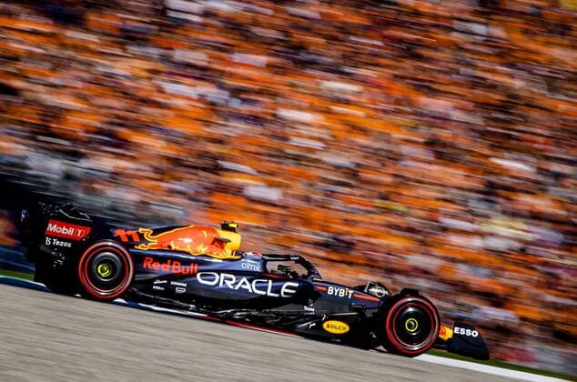 SPIELBERG Max Verstappen 1 with the Oracle Red Bull Racing RB18 Honda during the qualifying ahead of the F1 Grand Prix of Austria at the Red Bull Ring on July 8, 2022 in Spielberg, Austria ANP SEM VAN DER WAL F1 Grand Prix of Austria Qualifying 2022 xVIxANPxSportx xxANPxIVx 451506225 originalFilename: 451506225.jpg