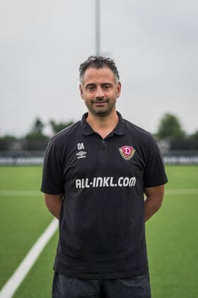 Team doctor Dr med Onays al Sadi SG Dynamo Dresden 3 Liga, Porträttermin 2022 2023