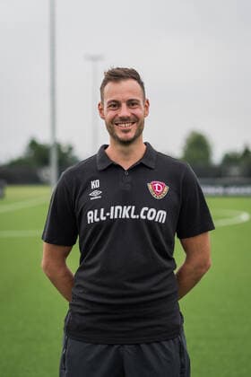 Physiotherapist Korbinian Dötter Doetter SG Dynamo Dresden 3 Liga, Porträttermin 2022 2023