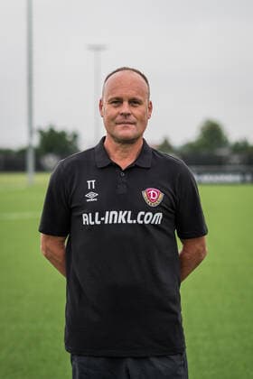 Zeugwart Tom Teichert Tölg Toelg SG Dynamo Dresden 3 Liga, Porträttermin 2022 2023