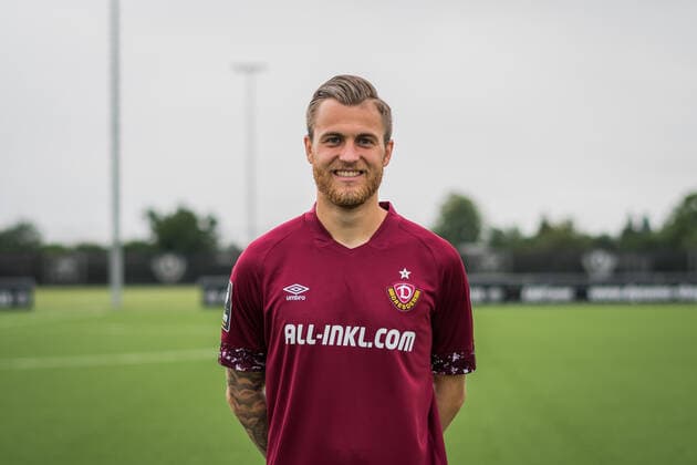 Goalkeeper Sven Müller Mueller SG Dynamo Dresden 3 league, portrait date 2022 2023