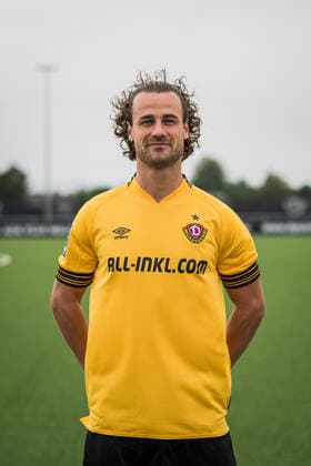 Yannick Stark SG Dynamo Dresden 3 league, portrait date 2022 2023