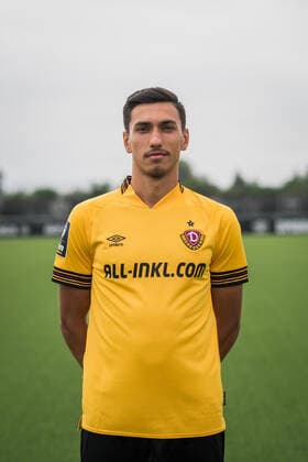 Claudio Kammerknecht SG Dynamo Dresden 3 league, portrait date 2022 2023