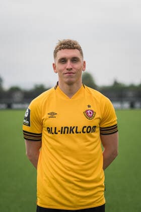 Luca Herrmann SG Dynamo Dresden 3 league, portrait date 2022 2023