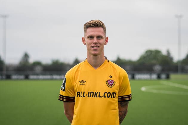 Julius Kade SG Dynamo Dresden 3 league, portrait date 2022 2023