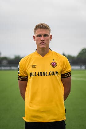 Phil Harres SG Dynamo Dresden 3 league, portrait date 2022 2023