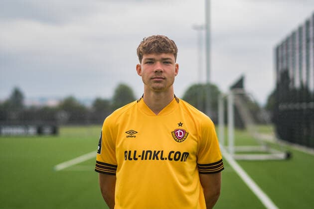 Paul Lehmann U19 SG Dynamo Dresden 3 league, portrait date 2022 2023