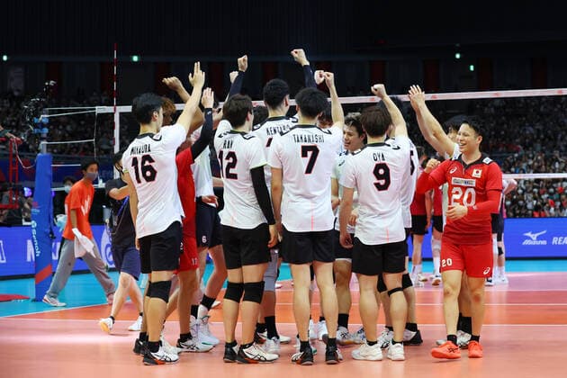 Japan team group, Mannschaftsbild, Totale JULY 8, 2022 - Volleyball : FIVB Volleyball Nations League 2022 Men s Preliminary Round between Japan - Canada at Maruzen Intec Arena Osaka, Osaka, Japan. Noxthirdxpartyxsales  (192974174)