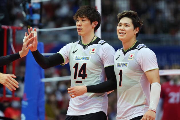(L to R) Yuki Ishikawa, Yuji Nishida (JPN), JULY 8, 2022 - Volleyball : FIVB Volleyball Nations League 2022 Men s Preliminary Round between Japan - Canada at Maruzen Intec Arena Osaka, Osaka, Japan. Noxthirdxpartyxsales  (192997996)