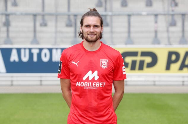 Teampraesentation Halle 08 07 2022 Jonas Nietfeld 33, Halle Hallescher FC, 3 Liga, Porträttermin 2022 2023 , Halle, 08 07 2022, Leuna Chemie Stadion, Football ,