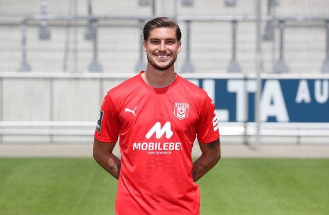 Teampraesentation Halle 08 07 2022 Andor Bolyki 29, Halle Hallescher FC, 3 Liga, Porträttermin 2022 2023 , Halle, 08 07 2022, Leuna Chemie Stadion, Football ,