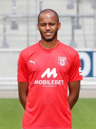 Teampraesentation Halle 08 07 2022 Louis Samson 27, Halle Hallescher FC, 3 Liga, Porträttermin 2022 2023 , Halle, 08 07 2022, Leuna Chemie Stadion, Football ,