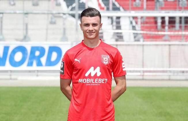 Teampraesentation Halle 08 07 2022 Leon Damer 7, Halle Hallescher FC, 3 Liga, Porträttermin 2022 2023 , Halle, 08 07 2022, Leuna Chemie Stadion, Football ,