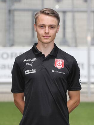 Teampraesentation Halle 08 07 2022 Co Trainer Max Bergmann Halle Hallescher FC, 3 Liga, Porträttermin 2022 2023 , Halle, 08 07 2022, Leuna Chemie Stadion, Football ,