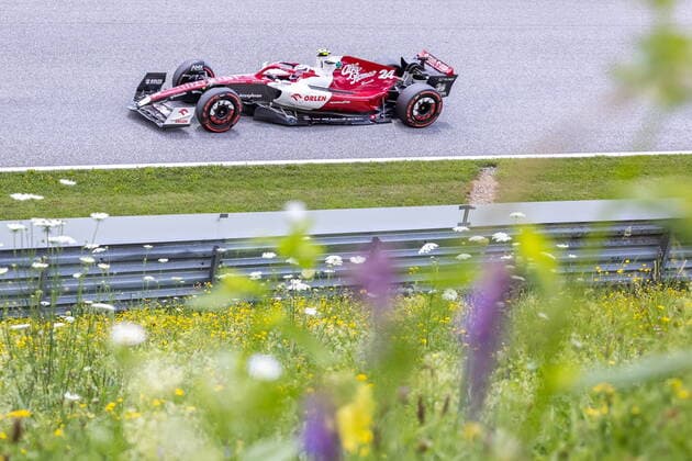 09 07 2022, Red Bull Ring, Spielberg, AUT, FIA, Formula One, Austrian Grand Prix, Free Practice, in picture Guanyu Zhou CHN, Alfa Romeo Guanyu Zhou of China during the training for the Austrian FIA Formula One Grand Prix at the Red Bull Ring in Spielberg, Austria on 2022 07 09 Expa Spielberg EP_gro