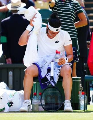 Mandatory Credit: Photo by Javier Garcia Shutterstock (13018057bn) Ons Jabeur cools down between games during the Ladies Singles Final Wimbledon Tennis Championships, Day 13, The All England Lawn Tennis and Croquet Club, London, UK - 09 Jul 2022 Wimbledon Tennis Championships, Day 13, The All England Lawn Tennis and Croquet Club, London, UK - 09 Jul 2022  Copyright: xJavierxGarcia Shutterstockx 13018057bn