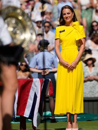 Mandatory Credit: Photo by Dave Shopland Shutterstock (13018053cr) Catherine Duchess of Cambridge looking on at Elena Rybakina after the Ladies Singles Final Wimbledon Tennis Championships, Day 13, The All England Lawn Tennis and Croquet Club, London, UK - 09 Jul 2022 Wimbledon Tennis Championships, Day 13, The All England Lawn Tennis and Croquet Club, London, UK - 09 Jul 2022  Copyright: xDavexShopland Shutterstockx 13018053cr