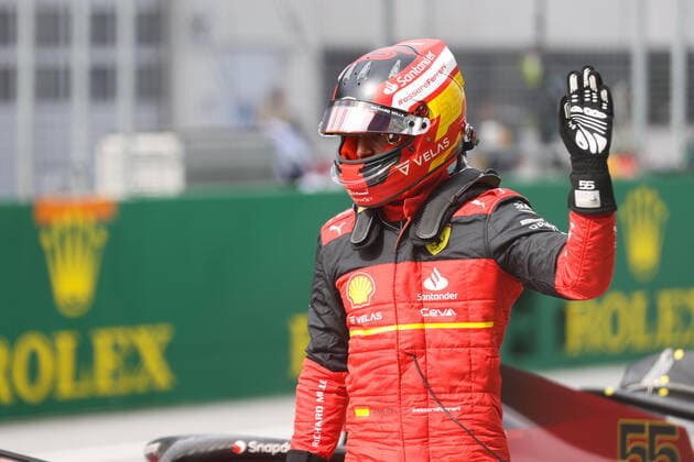 FORMULA 1 - GP of Austria 2022 SPIELBERG,AUSTRIA,09.JUL.22 - MOTORSPORTS, FORMULA 1 - Grand Prix of Austria, Red Bull Ring, sprint race. Image shows the rejoicing of Carlos Sainz (ESP Ferrari).  GEPAxpictures xChristianxWalgram