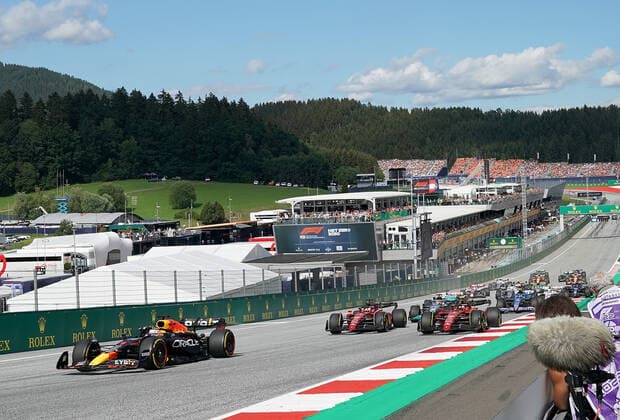 Formula 1 BWT Austrian Grand Prix 2022 09 07 2022, Red Bull Ring , Spielberg, Formula 1 BWT Austrian Grand Prix 2022 , in picture race start Max Verstappen NEL , Oracle Red Bull Racing, Charles Leclerc MCO , Scuderia Ferrari, Carlos Sainz Jr ESP , Scuderia Ferrari, George Russell GBR , Mercedes AMG Petronas Formula One Team, Esteban Ocon FRA , Alpine F1 Team, Kevin Magnussen DNK , Haas F1 Team, Mick Schumacher DEU , Haas F1 Team, Lewis Hamilton GBR , Mercedes AMG Petronas Formula One Team nordphotoxGmbHx xBratic nph00250