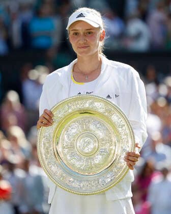 Elena Rybakina KAZ Ladies Singles, Presentation Tennis Wimbledon 2021 Grand Slam ITF ATP WTA AELTC London Great Britain 9 July 2022 Copyright: xJuergenxHasenkopfx