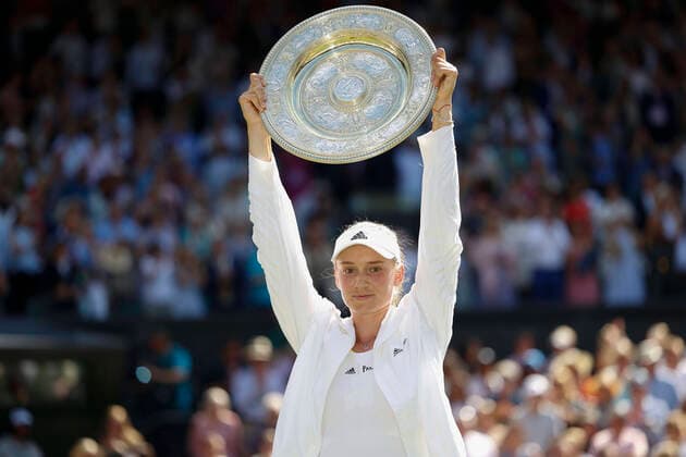 Elena Rybakina KAZ Ladies Singles, Presentation Tennis Wimbledon 2021 Grand Slam ITF ATP WTA AELTC London Great Britain 9 July 2022 Copyright: xJuergenxHasenkopfx