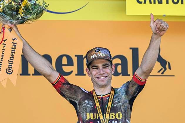 LAUSANNE, SWITZERLAND - JULY 09 : Van Aert Wout (BEL) of Team Jumbo-Visma on the podium during stage 8 of the 109th edition of the 2022 Tour de France cycling race, a stage of 184 kms with start in Dole, France and finish in Lausanne on July 09, 2022 in Lausanne, Switzerland, 09 07 2022 ( Motordriver Kenny Verfaillie - Tour de France 2022 - Stage 08 PhotoNews Panoramic 