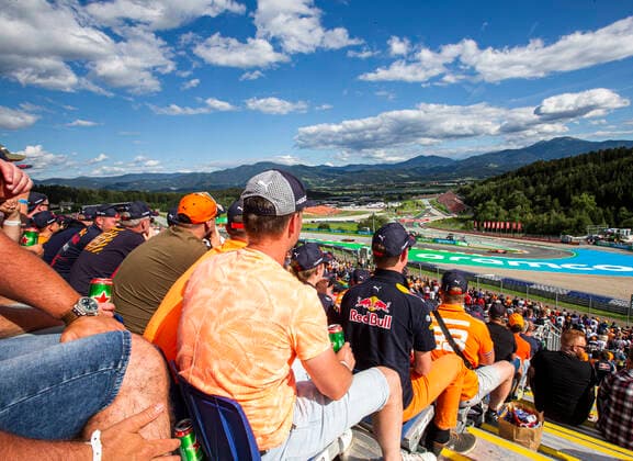 FORMULA 1 - GP of Austria 2022 SPIELBERG,AUSTRIA,09.JUL.22 - MOTORSPORTS, FORMULA 1 - Grand Prix of Austria, Red Bull Ring, sprint race. Image shows fans of Max Verstappen.  GEPAxpictures xWolfgangxJannach