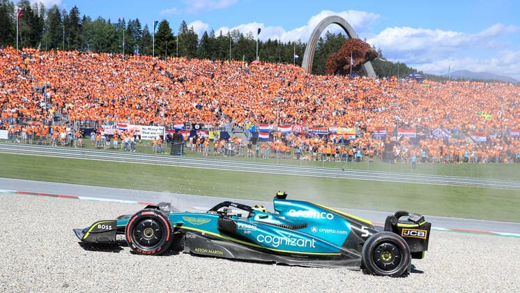 FORMULA 1 - GP of Austria 2022 SPIELBERG,AUSTRIA,09.JUL.22 - MOTORSPORTS, FORMULA 1 - Grand Prix of Austria, Red Bull Ring, sprint race. Image shows Sebastian Vettel (GER Aston Martin). Keywords: crash.  GEPAxpictures xMarioxBuehner