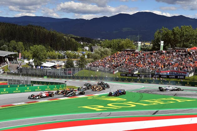 Formula 1 BWT Austrian Grand Prix 2022 09 07 2022, Red Bull Ring , Spielberg, Formula 1 BWT Austrian Grand Prix 2022 , in picture race start Max Verstappen NEL , Oracle Red Bull Racing, Charles Leclerc MCO , Scuderia Ferrari, Carlos Sainz Jr ESP , Scuderia Ferrari, George Russell GBR , Mercedes AMG Petronas Formula One Team, Kevin Magnussen DNK , Haas F1 Team, Mick Schumacher DEU , Haas F1 Team, Lewis Hamilton GBR , Mercedes AMG Petronas Formula One Team, Accident of Pierre Gasly FRA , Scuderia AlphaTauri nordphotoxGmbHx xBratic nph00250