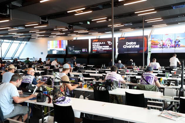 FORMULA 1 - GP of Austria 2022 SPIELBERG,AUSTRIA,09.JUL.22 - MOTORSPORTS, FORMULA 1 - Grand Prix of Austria, Red Bull Ring, Red Bull Legends Parade warm-up. Image shows the media center.  GEPAxpictures xChristianxWalgram