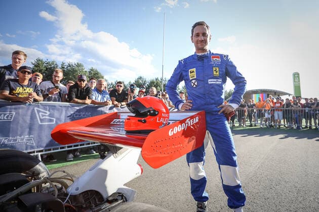 FORMULA 1 - GP of Austria 2022 SPIELBERG,AUSTRIA,09.JUL.22 - MOTORSPORTS, FORMULA 1 - Grand Prix of Austria, Red Bull Ring, Red Bull Legends Parade warm-up. Image shows Matthias Lauda (AUT).  GEPAxpictures xManfredxBinder