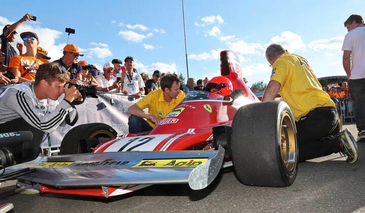 FORMULA 1 - GP of Austria 2022 SPIELBERG,AUSTRIA,09.JUL.22 - MOTORSPORTS, FORMULA 1 - Grand Prix of Austria, Red Bull Ring, Red Bull Legends Parade warm-up. Image shows Mathias Lauda.  GEPAxpictures xWolfgangxGrebien