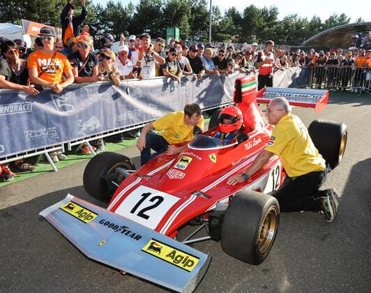 FORMULA 1 - GP of Austria 2022 SPIELBERG,AUSTRIA,09.JUL.22 - MOTORSPORTS, FORMULA 1 - Grand Prix of Austria, Red Bull Ring, Red Bull Legends Parade warm-up. Image shows Mathias Lauda.  GEPAxpictures xWolfgangxGrebien