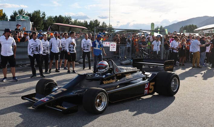 FORMULA 1 - GP of Austria 2022 SPIELBERG,AUSTRIA,09.JUL.22 - MOTORSPORTS, FORMULA 1 - Grand Prix of Austria, Red Bull Ring, Red Bull Legends Parade warm-up. Image shows Zak Brown.  GEPAxpictures xWolfgangxGrebien