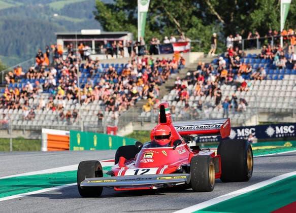FORMULA 1 - GP of Austria 2022 SPIELBERG,AUSTRIA,09.JUL.22 - MOTORSPORTS, FORMULA 1 - Grand Prix of Austria, Red Bull Ring, Red Bull Legends Parade warm-up. Image shows Mathias Lauda.  GEPAxpictures xWolfgangxGrebien