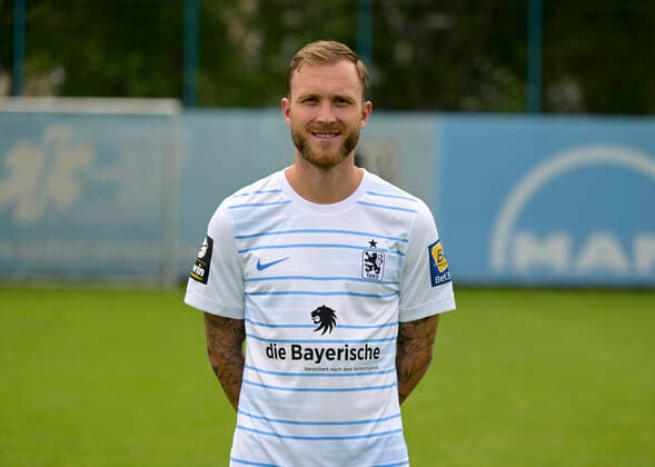 09 07 2022, football 3 league 2022 2023, TSV 1860 Munich at Grünwalder Strasse in Munich, portrait date 2022 2023, Tim Rieder 1860 Munich