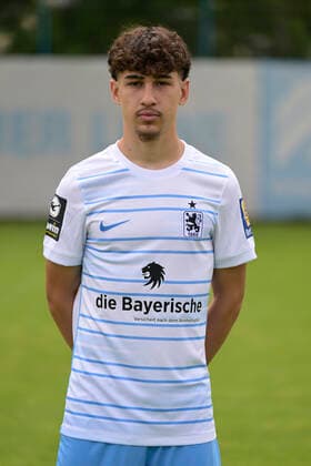 09 07 2022, football 3 league 2022 2023, TSV 1860 Munich at Grünwalder Strasse in Munich, portrait date 2022 2023, Devin Sür TSV 1860 Munich