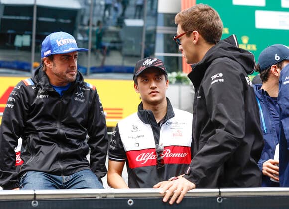 14 Fernando Alonso ESP, BWT Alpine F1 Team , 24 Guanyu Zhou CHN, Alfa Romeo F1 Team ORLEN , 63 George Russell GBR, Mercedes AMG Petronas F1 Team , F1 Grand Prix of Austria at Red Bull Ring on July 10, 2022 in Spielberg, Austria Photo by HOCH ZWEI Spielberg Austria