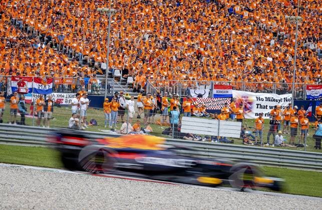 SPIELBERG Max Verstappen 1 with the Oracle Red Bull Racing RB18 Honda during the Austrian Grand Prix at the Red Bull Ring on July 10, 2022 in Spielberg, Austria ANP SEM VAN DER WAL F1 Grand Prix of Austria 2022 xVIxANPxSportx xxANPxIVx 451594755 originalFilename: 451594755.jpg