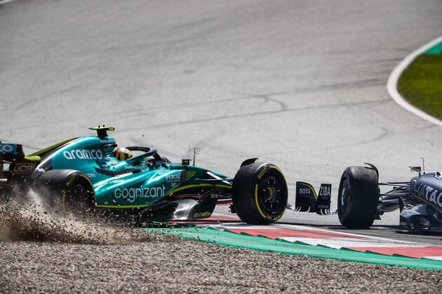 crash, accident, 05 VETTEL Sebastian (ger), Aston Martin F1 Team AMR22, 10 GASLY Pierre (fra), Scuderia AlphaTauri AT03, action during the Formula 1 Rolex Grosser Preis Von Osterreich 2022, 2022 Austrian Grand Prix, 11th round of the 2022 FIA Formula One World Championship, WM, Weltmeisterschaft from July 8 to 10, 2022 on the Red Bull Ring, in Spielberg, Austria - F1 - AUSTRIAN GRAND PRIX 2022 - RACE DPPI Panoramic  00122027__V2_3297