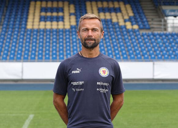 Head Coach Michael Schiele Eintracht Braunschweig Eintracht Braunschweig 2 BL, Portraettermin 2022 2023