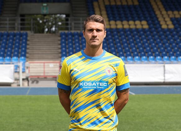 Benjamin Girth Eintracht Braunschweig 2 BL, portrait date 2022 2023