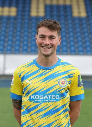 Yari Otto Eintracht Braunschweig 2 BL, portrait date 2022 2023