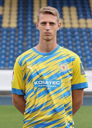 Lion Lauberbach Eintracht Braunschweig 2 BL, portrait date 2022 2023