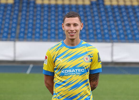 Enrique Pena Zauner Eintracht Braunschweig 2 BL, portrait date 2022 2023