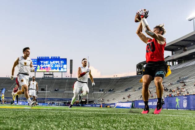 Sport Themen der Woche KW27 Sport Bilder des Tages VARIOUS SPORTS - World Games 2022 BIRMINGHAM,ALABAMA,USA,10.JUL.22 - VARIOUS SPORTS, FLAG FOOTBALL - World Games 2022, men, Austria vs Germany. Image shows Gregor Brauer (AUT).  GEPAxpictures xMaticxKlansek